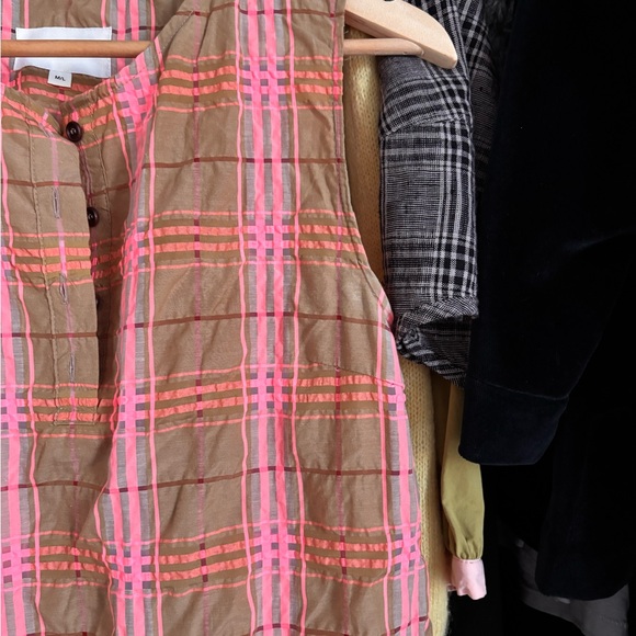 Sleeveless Button-Down Midi Dress by Amente - Picture 6 of 11